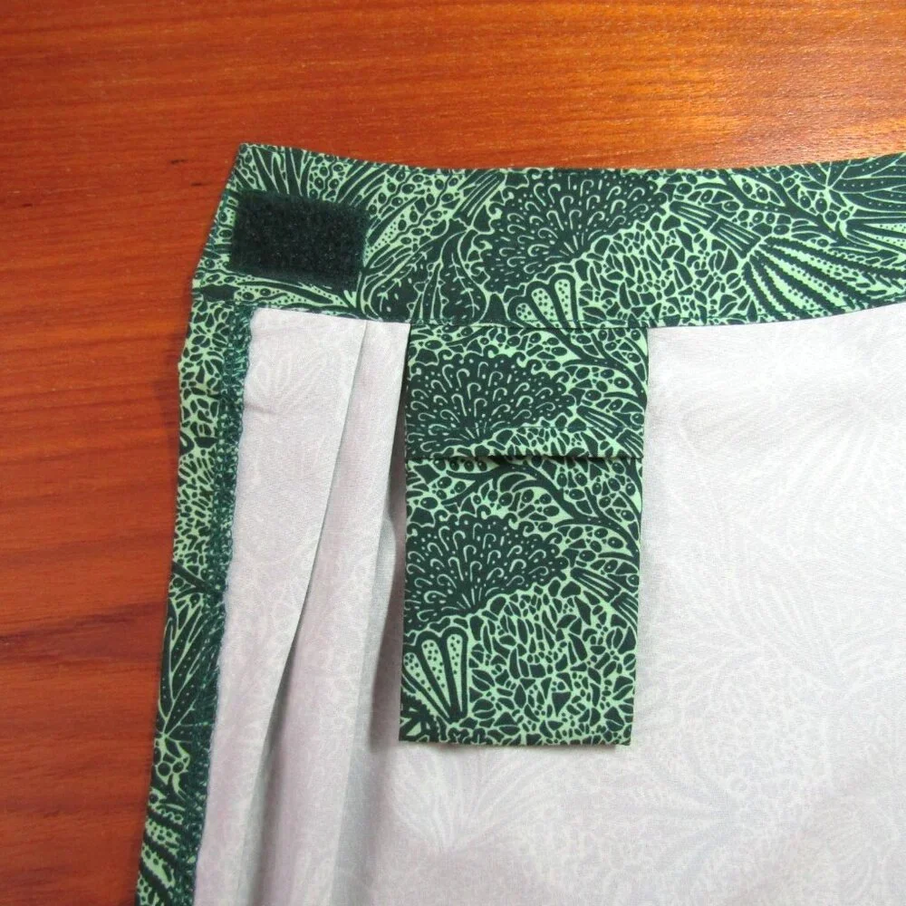 RipSkirt Hawaii Skirt Sz S Green Tropical Floral 19.5 In Length 2 Wrap Vacation - Picture 3 of 6